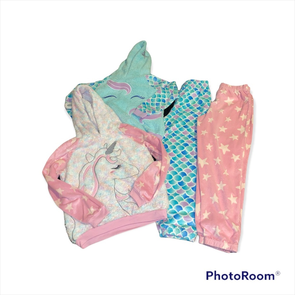 Girls pajamas size 10/12